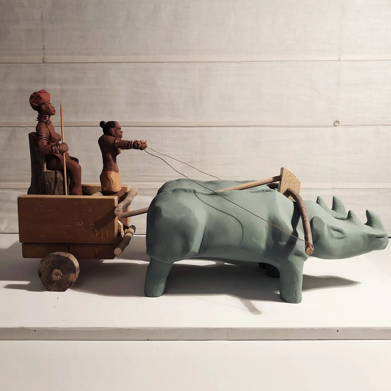 Scultura in legno e ceramica policroma La Regina Delle Amazzoni