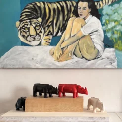 Scultura Rinoceronte in Ceramica Rossa