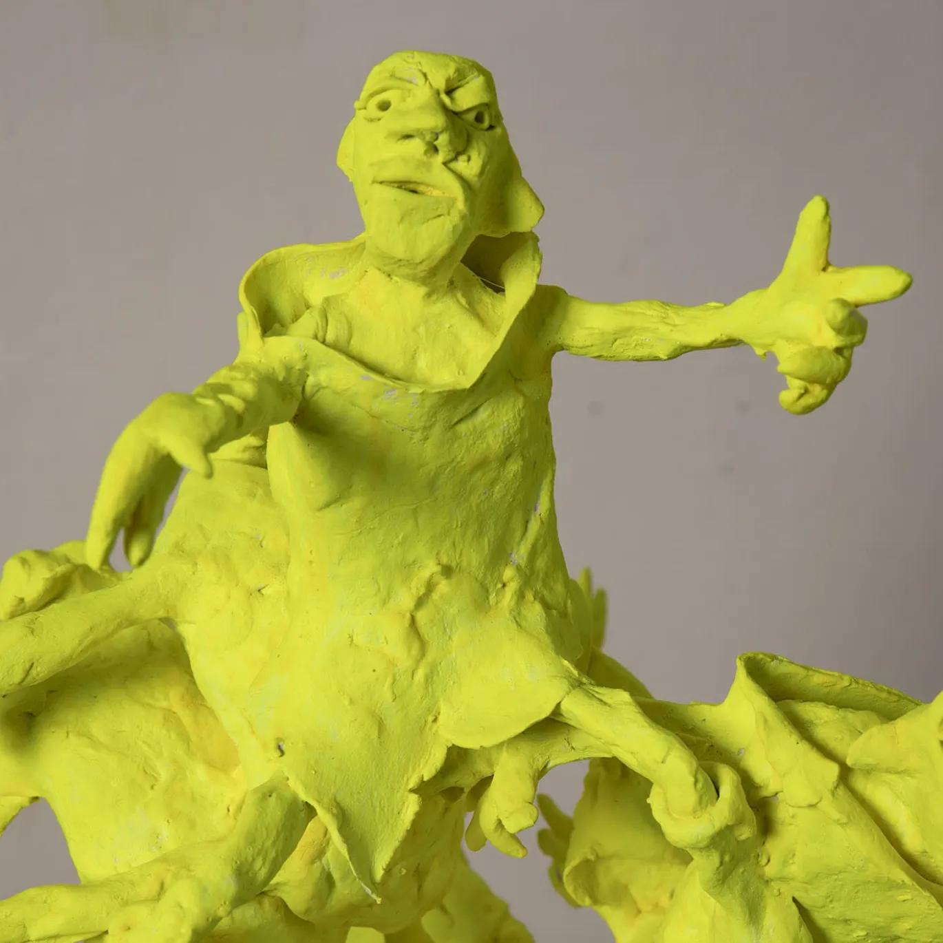 Scultura Trickynauta Ascesa degli Angeli Ribelli