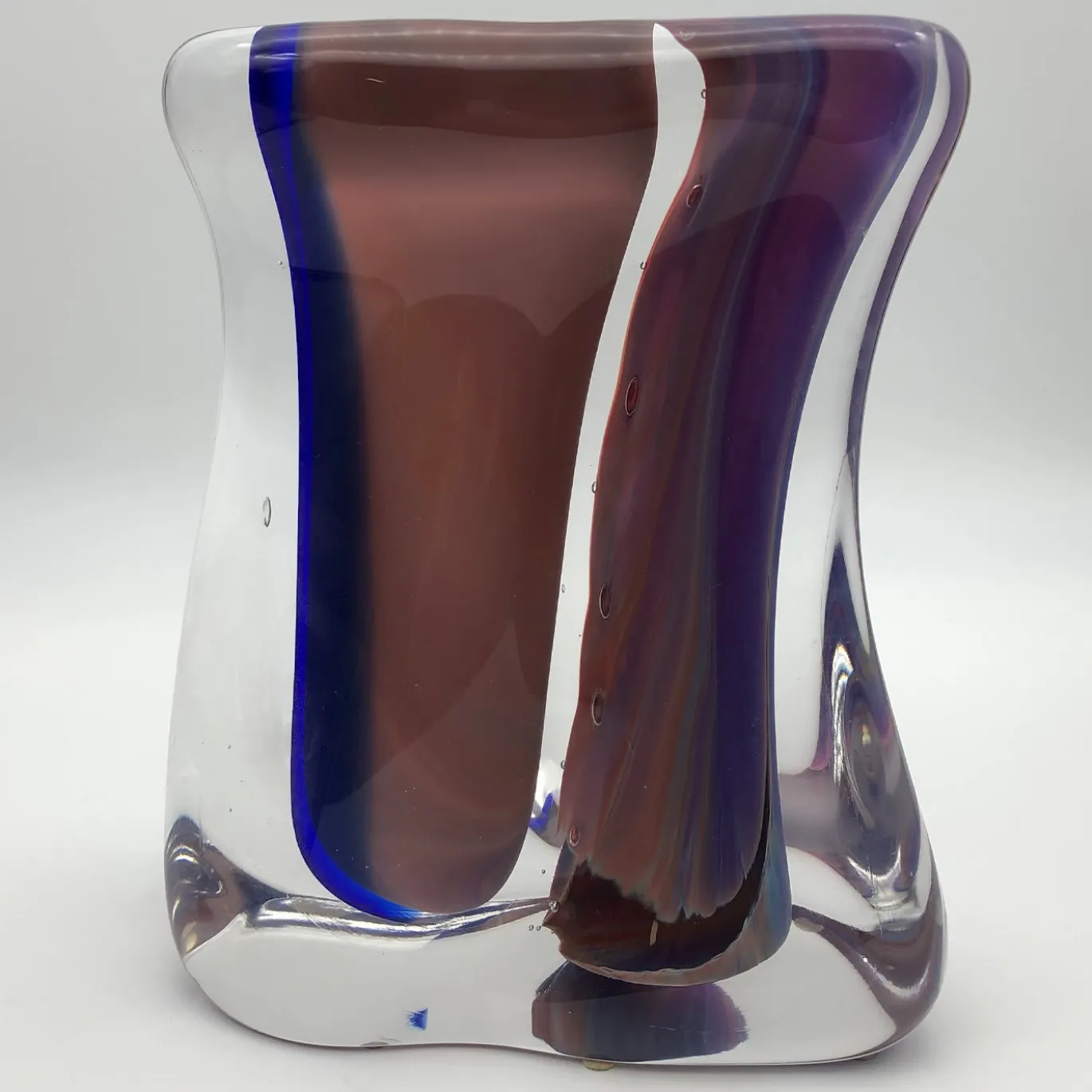 Scultura Vaso Chalcedony in Vetro di Toso Cristiano
