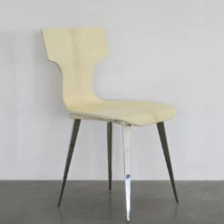Sedia di design in pelle di capra