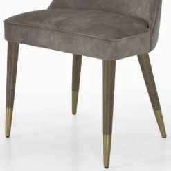 Sedia Hampton taupe con piedini in metallo