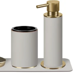 Set da bagno Oyster con accenti dorati