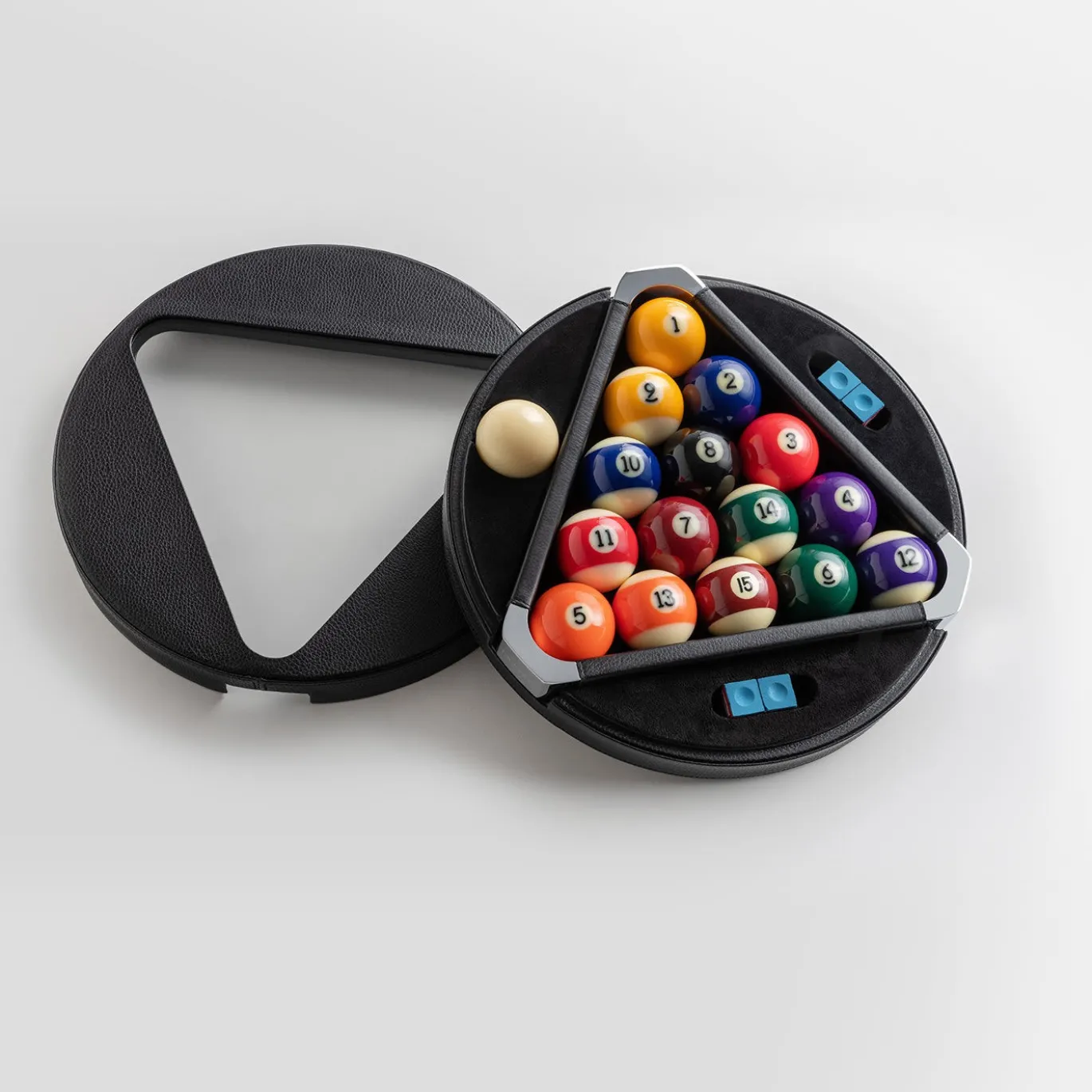 Set da gioco in pelle per biliardo