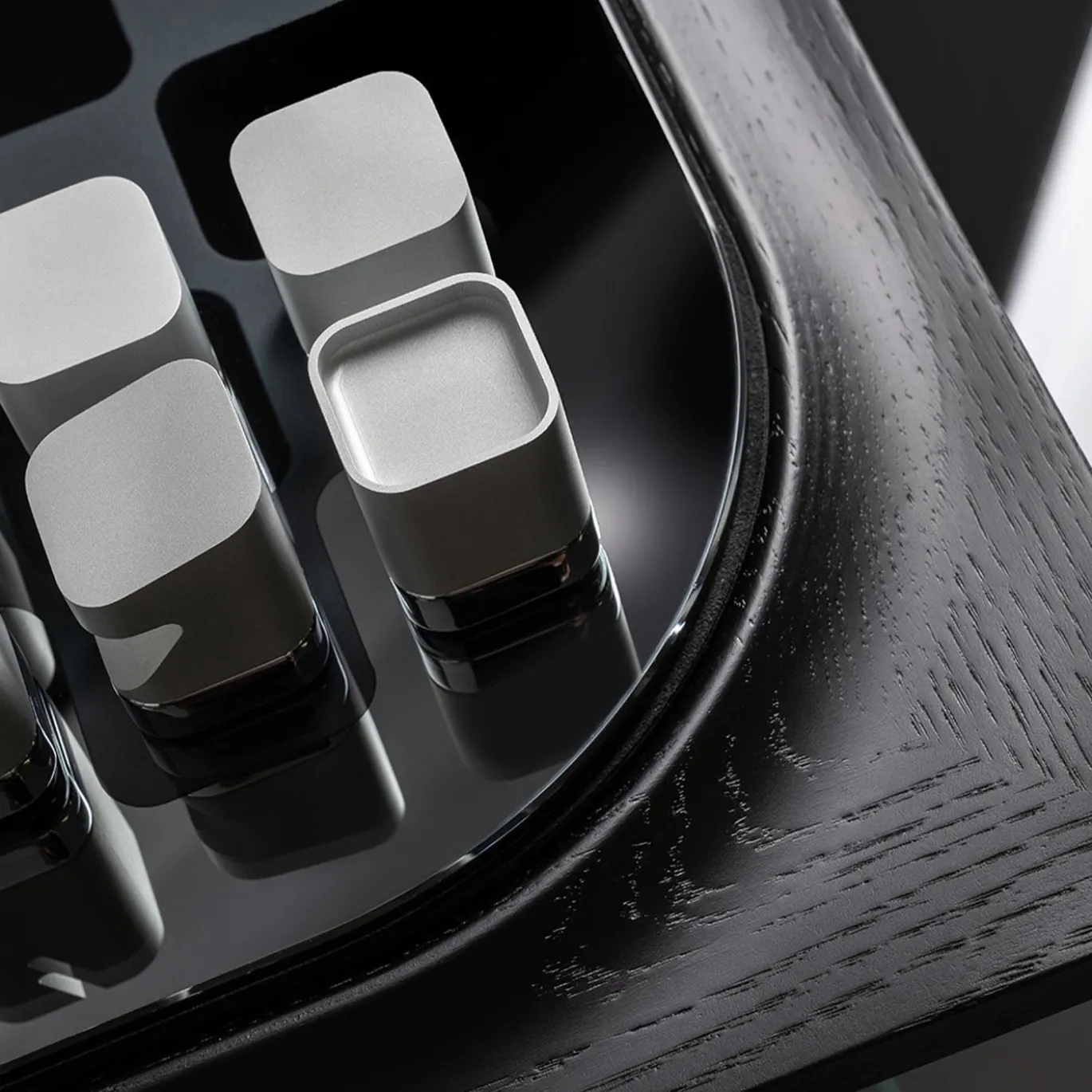 Set da Gioco Mossa per Scacchi e Dama in Rovere Nero