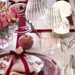 Set di 4 bicchieri da acqua con petali rosa