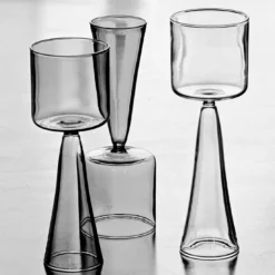Set di 4 bicchieri da vino alti grigi Dolce Vita