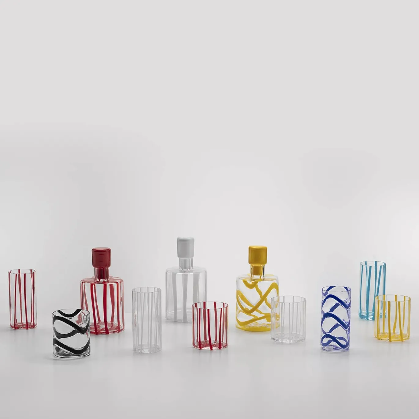 Set di 6 bicchieri tumbler Cyrcus Esse in vetro di Murano nero e trasparente