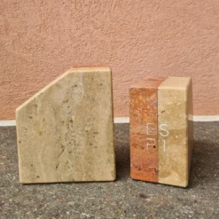 Set di 2 Fermalibri D-ENDS in Travertino Romano e Persiano