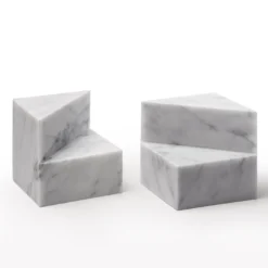 Set di 2 fermalibri Kilos in marmo di Carrara bianco di Elisa Ossino