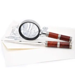 Set di lenti d'ingrandimento e coltelli di carta Heather Briar di N. Basso