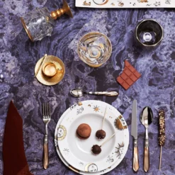 Set di 12 Piatti Piani Astronomici in Porcellana Bianca