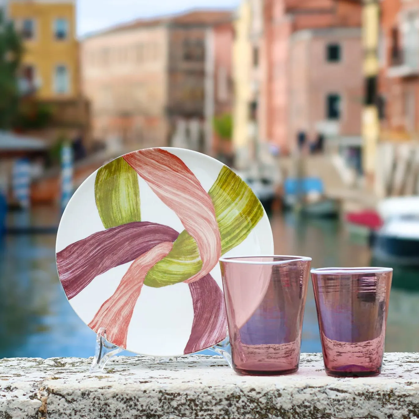 Set di 4 Piatti Piani Legami #1