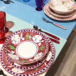 Set di piatti prugna da 18 pezzi Poseidon