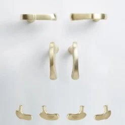 Set di 4 pomelli per porte in ottone Inca Evolution #2 di Nicole Valenti