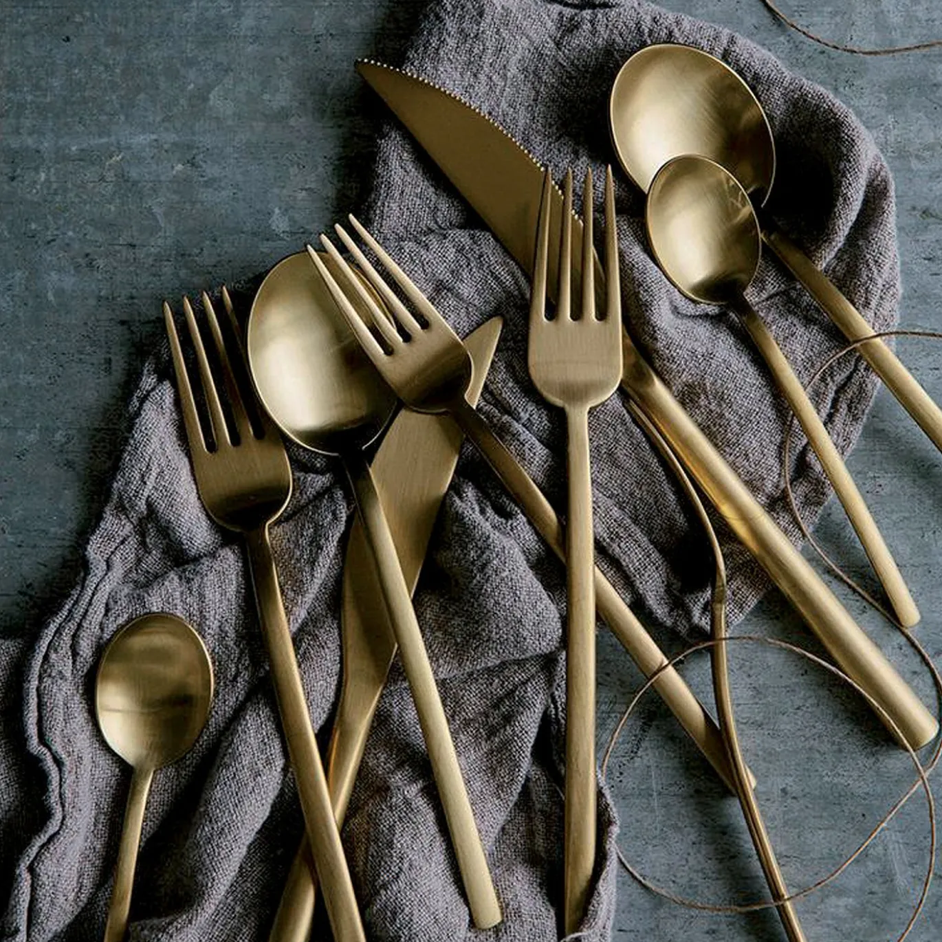 Set di posate da 5 pezzi Due Ice Oro