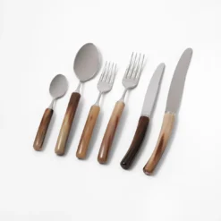 Set di posate da tavola classiche
