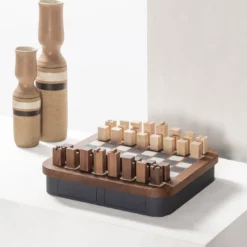 Set di scacchi in legno Delos