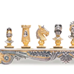 Set di Scacchi Medievale in Bronzo