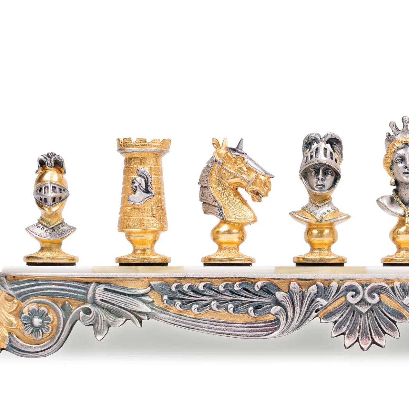 Set di Scacchi Medievale in Bronzo