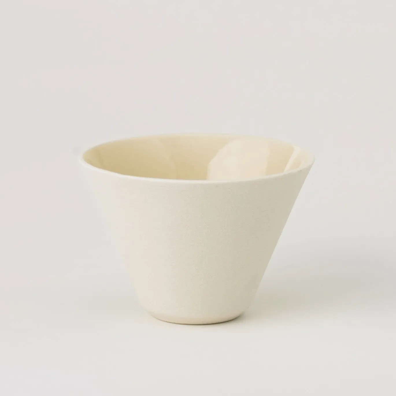 Set di 4 tazze da tè in ceramica bianca