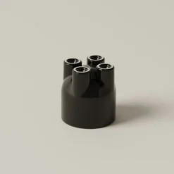 Set di 4 Tazze e Piattini Scultorei UUUUccio in Ceramica Lucida Nera