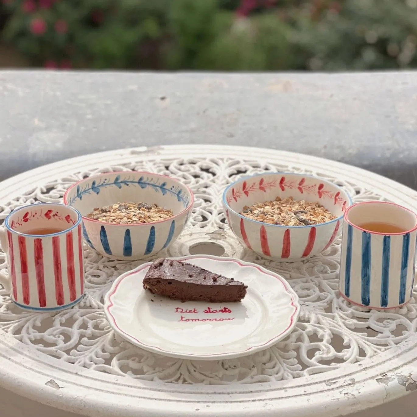 Set di 6 tazze rosse in ceramica