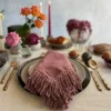 Set di 4 tovaglioli rosa vintage con frangia lunga