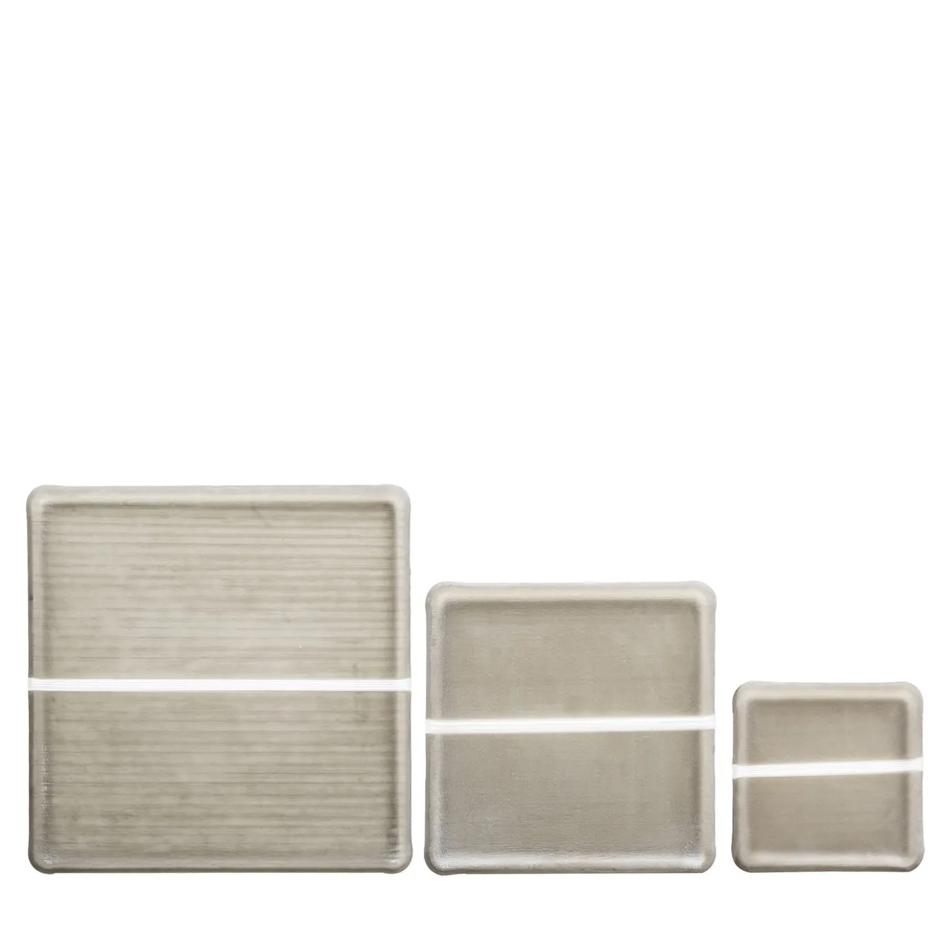 Set di 3 Vassoi Quadrati Corallo in vetro grigio fumé