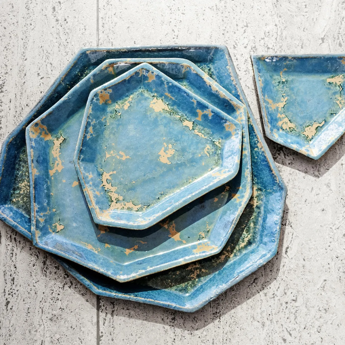 Set di 4 Vassoi Sfacettati Crystal Seed azzurri