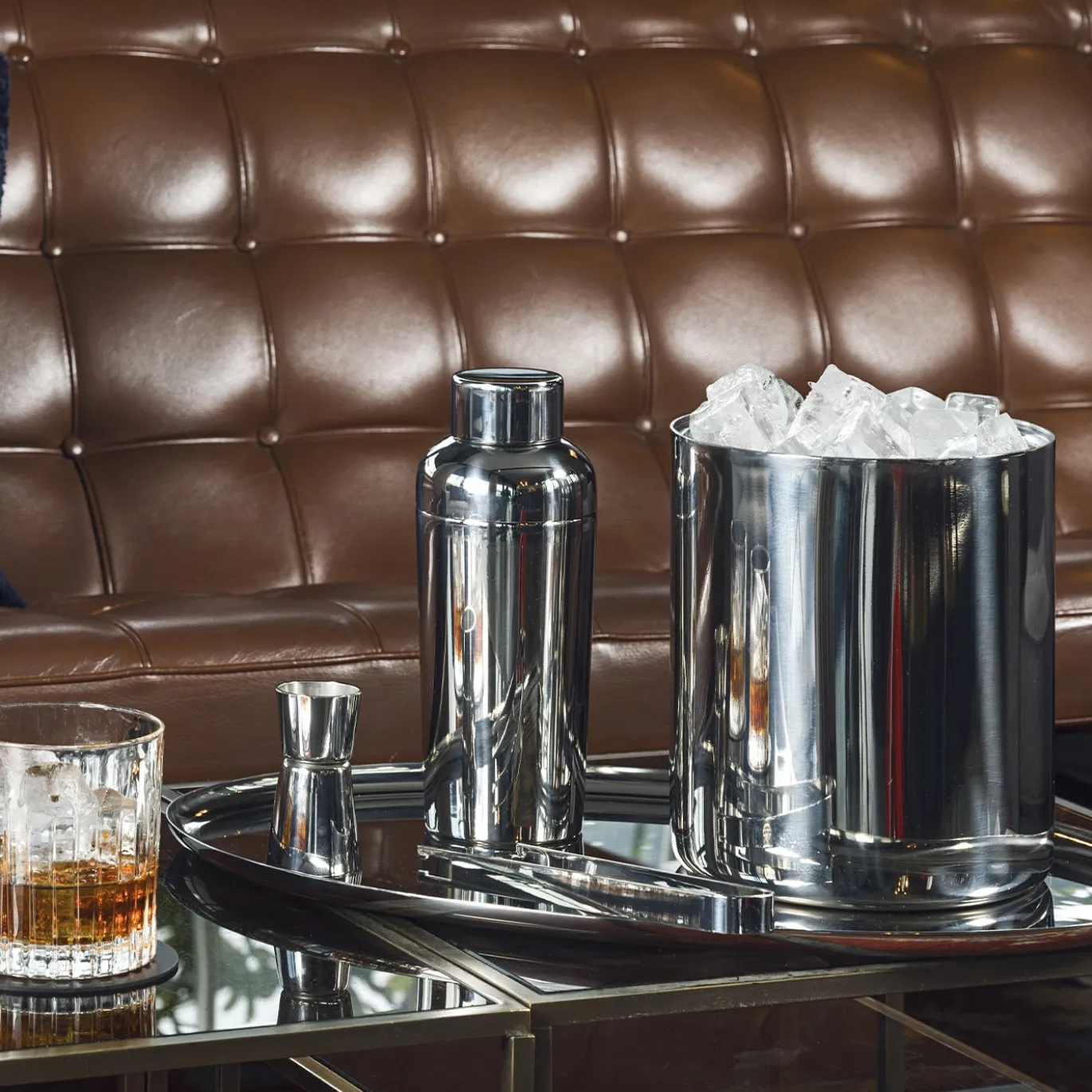 Shaker da cocktail e Jigger Stile