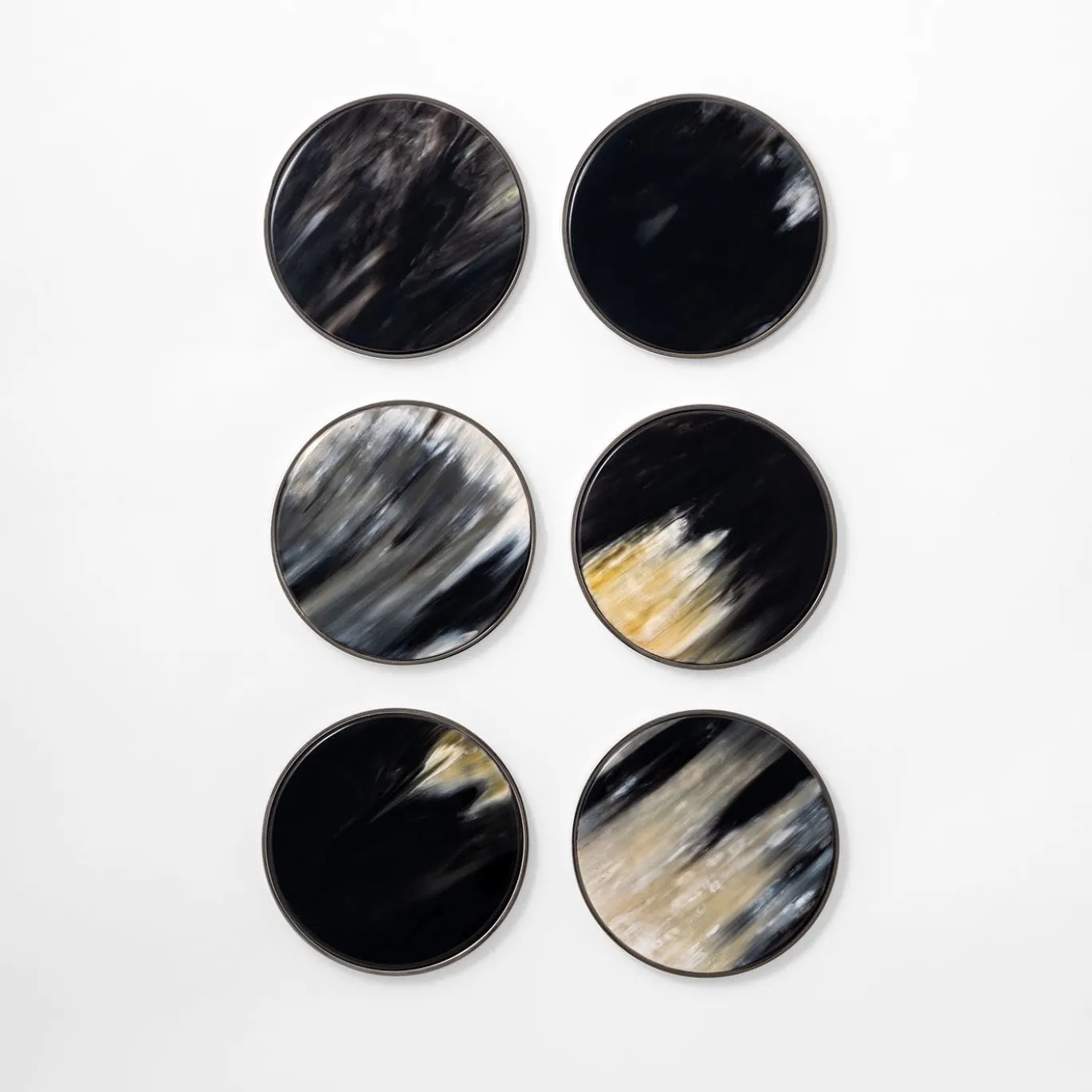 Sottobicchieri in corno bianco naturale e nero 6 pezzi