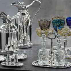 Spargisale e Spargipepe Inglese con Vassoio in Metallo Argentato