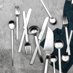 STILE Set di 6 coltelli da bistecca di Pininfarina