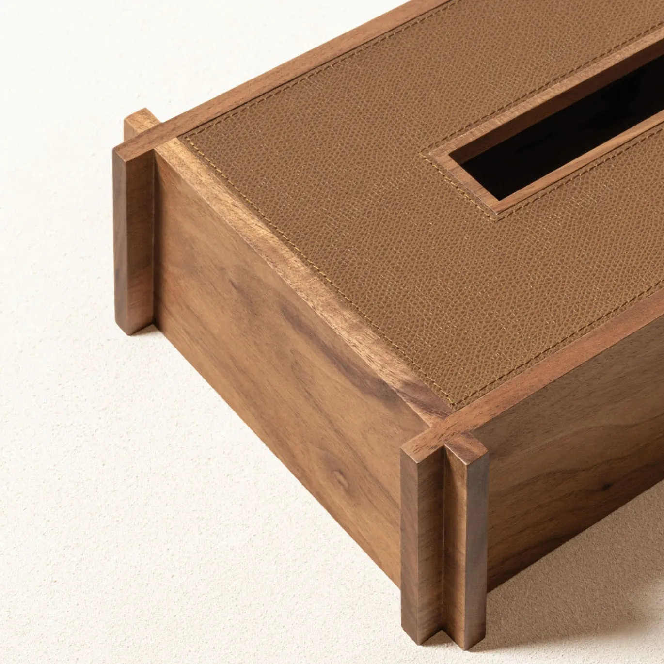 Structura Portafazzoletti rettangolare in pelle e legno #1