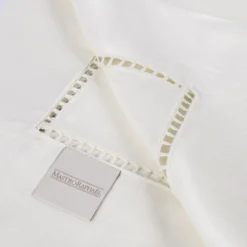 Table Linens Tovaglia in Lino Avorio con Inserto in Raso Entre-Deux