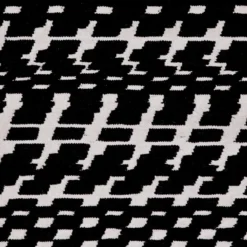 Tappeto Fuoritempo Kilim bianco e nero di Paolo Giordano e Nicole Jeanneret