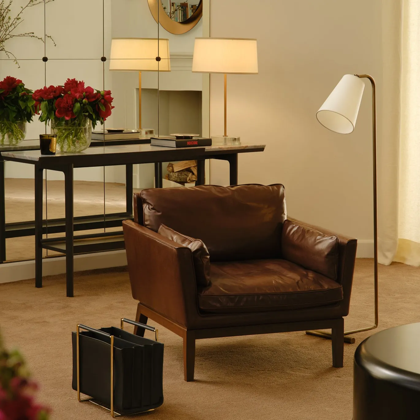 The Vignette Magazine Rack