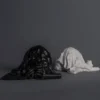 To Be Or Not To Be Scultura in marmo nero