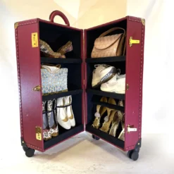 Trolley porta scarpe in pelle rossa