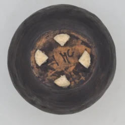 Vaso nero con bocca piatta