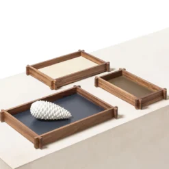 Vassoio rettangolare lungo in pelle e legno Structura Grande #1